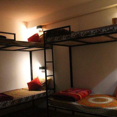 Bros Hostel Manali Ngoại thất bức ảnh