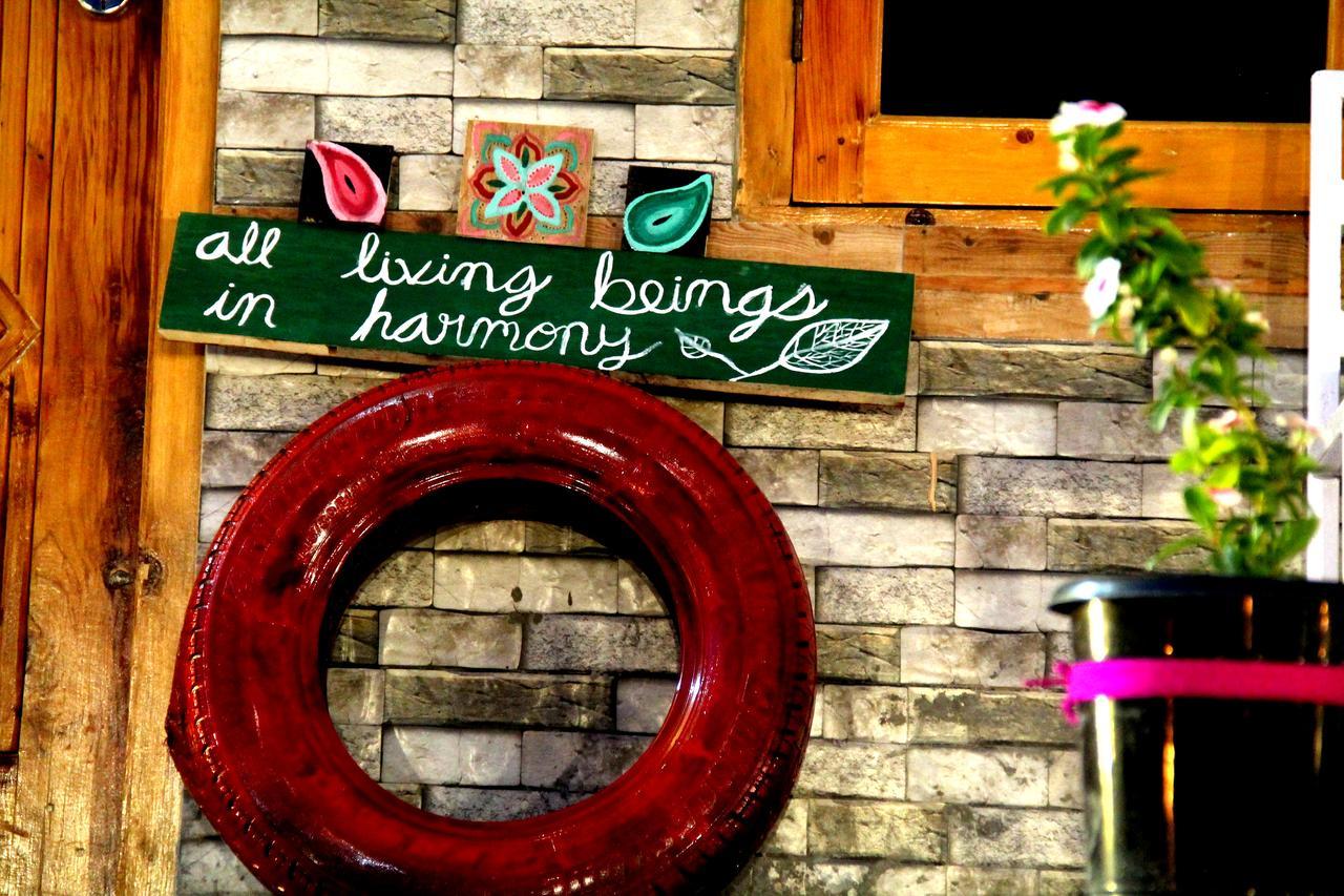 Bros Hostel Manali Ngoại thất bức ảnh