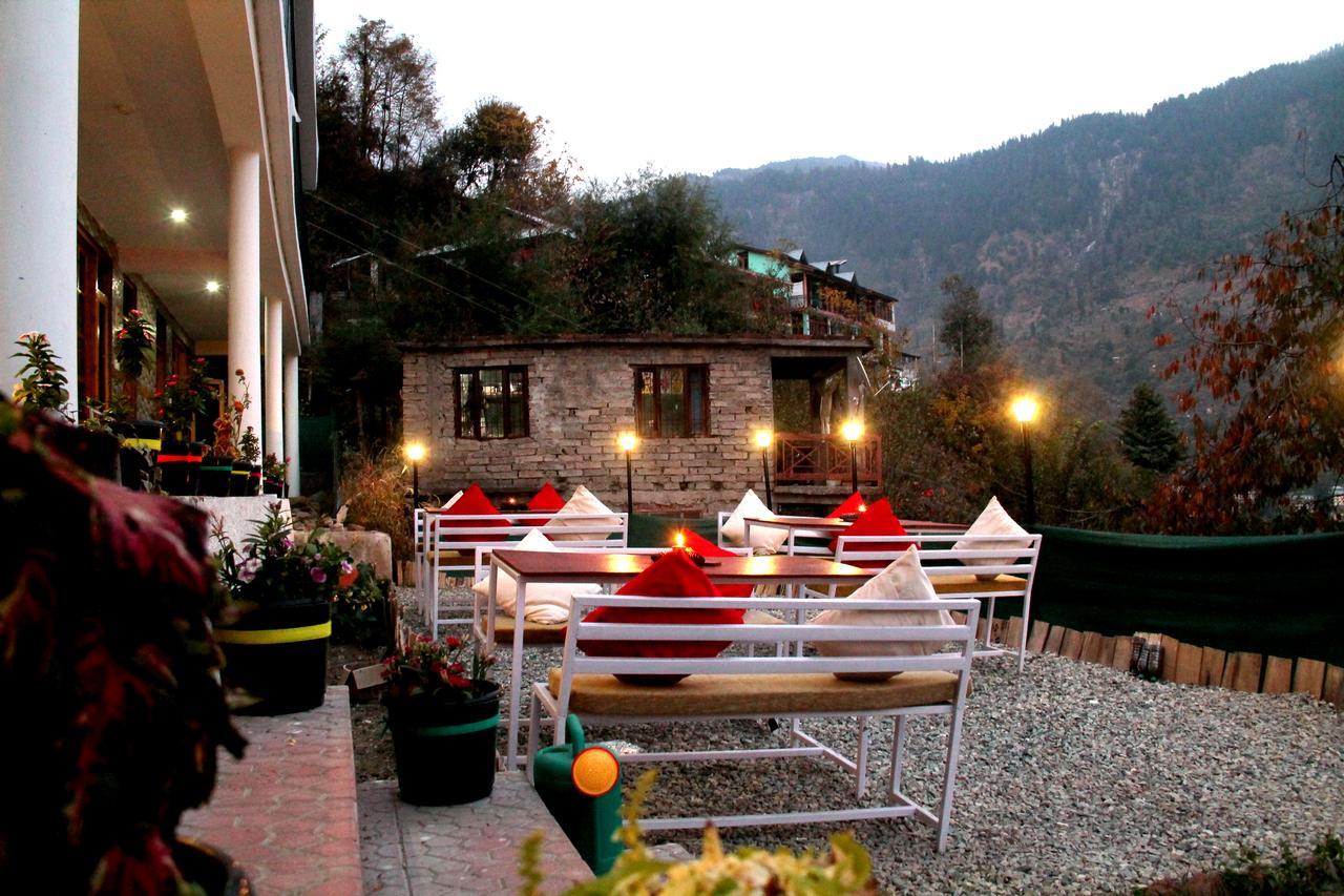 Bros Hostel Manali Ngoại thất bức ảnh
