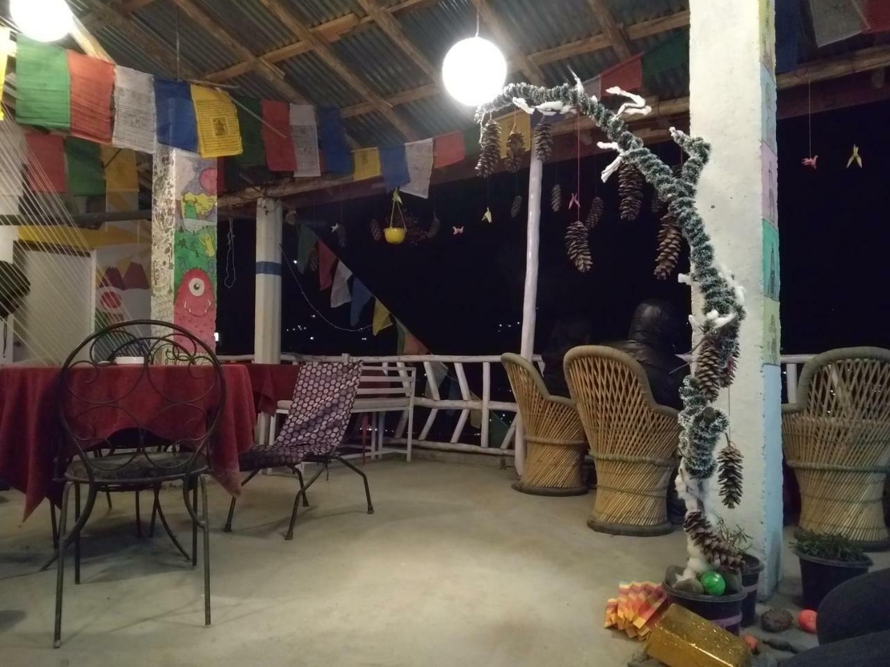 Bros Hostel Manali Ngoại thất bức ảnh