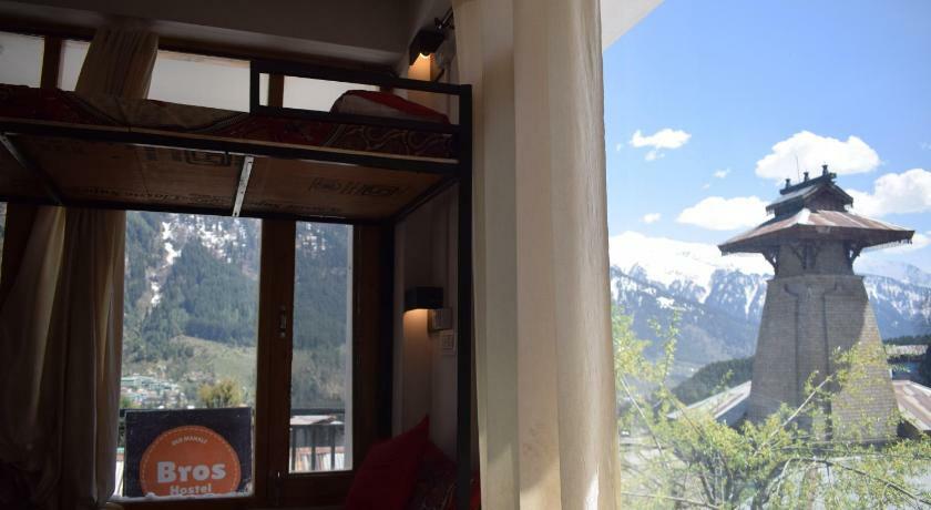 Bros Hostel Manali Ngoại thất bức ảnh